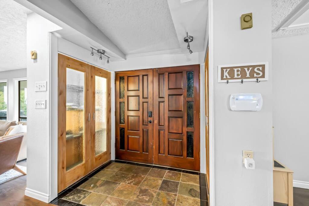 22 Acres Home With Hot Tub Minutes From Ilana Casino Ridgefield Exteriér fotografie